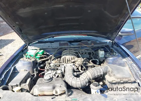 2010 Ford Mustang V6/V6 Premium from USA, damaged, VIN 1ZVBP8AN7A5123454